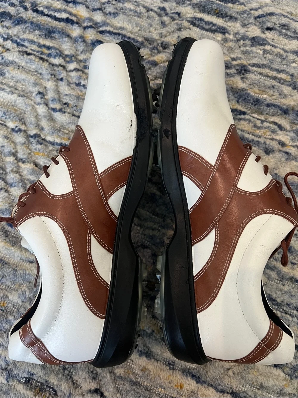 Ecco men’s golf